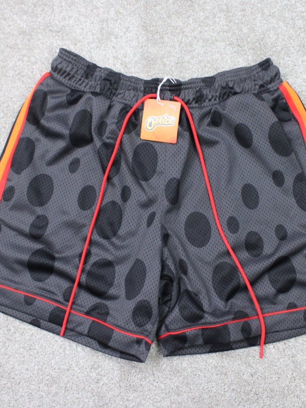 Puma x Cheetos Shorts NWT Mens Medium Gray Geometric 6" Mesh Basketball Athletic